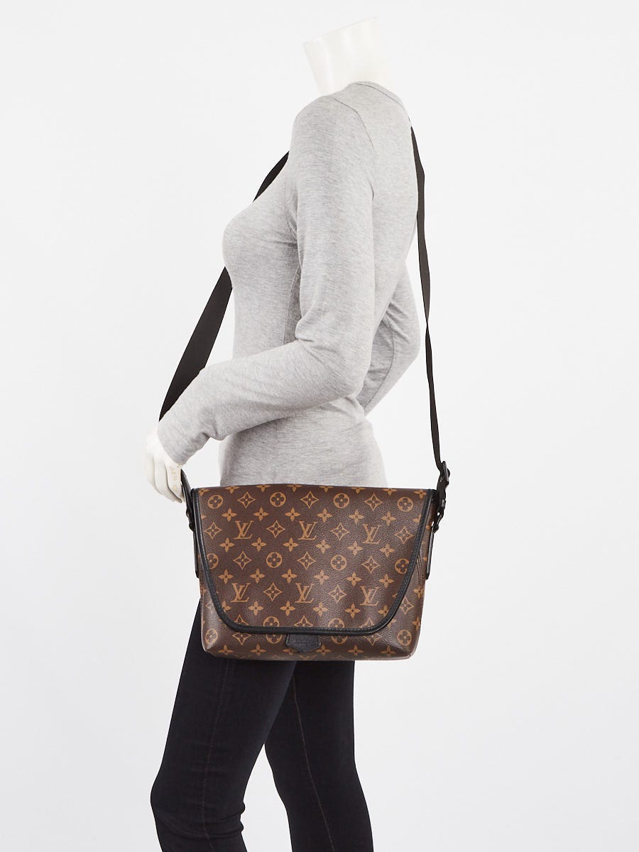 Louis Vuitton Monogram Macassar Canvas Magnetic Messenger Bag