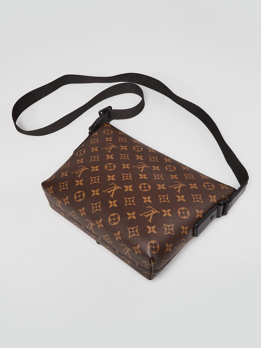 Louis Vuitton Monogram Macassar Canvas Magnetic Messenger Bag