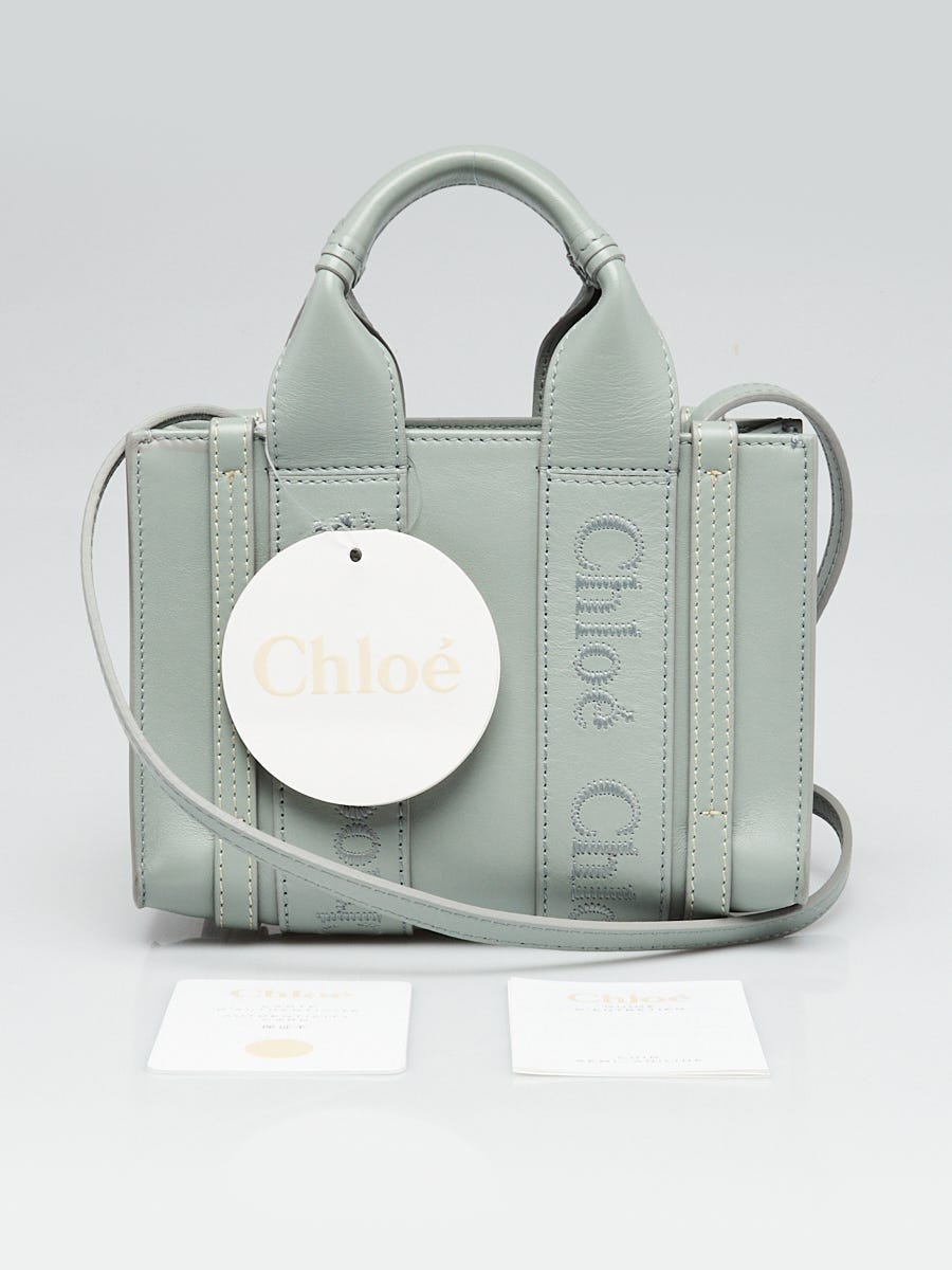☆Chloe☆ WOODY Nano Tote 2wayトートバッグ WHITE/BLUE♪ Chloé Small Woody Tote Bag In Linen in White - Blue | Chloé US