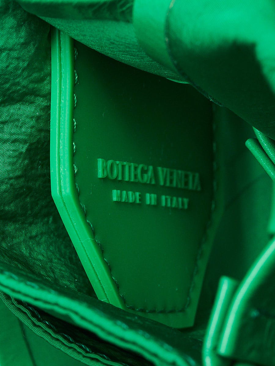 Bottega Veneta Parakeet Green Leather Maxi Weave Candy