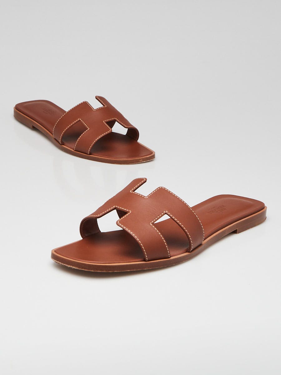 Hermes Gold Calfskin Leather Oran Sandals Size 8/38.5  display picture 2