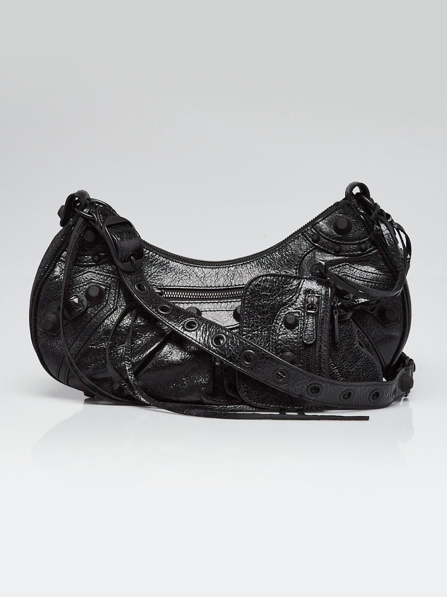 【BALENCIAGA】LE CAGOLE SMALL LEATHER SHOULDER BAG BALENCIAGA Le Cagole small studded crinkled-leather shoulder