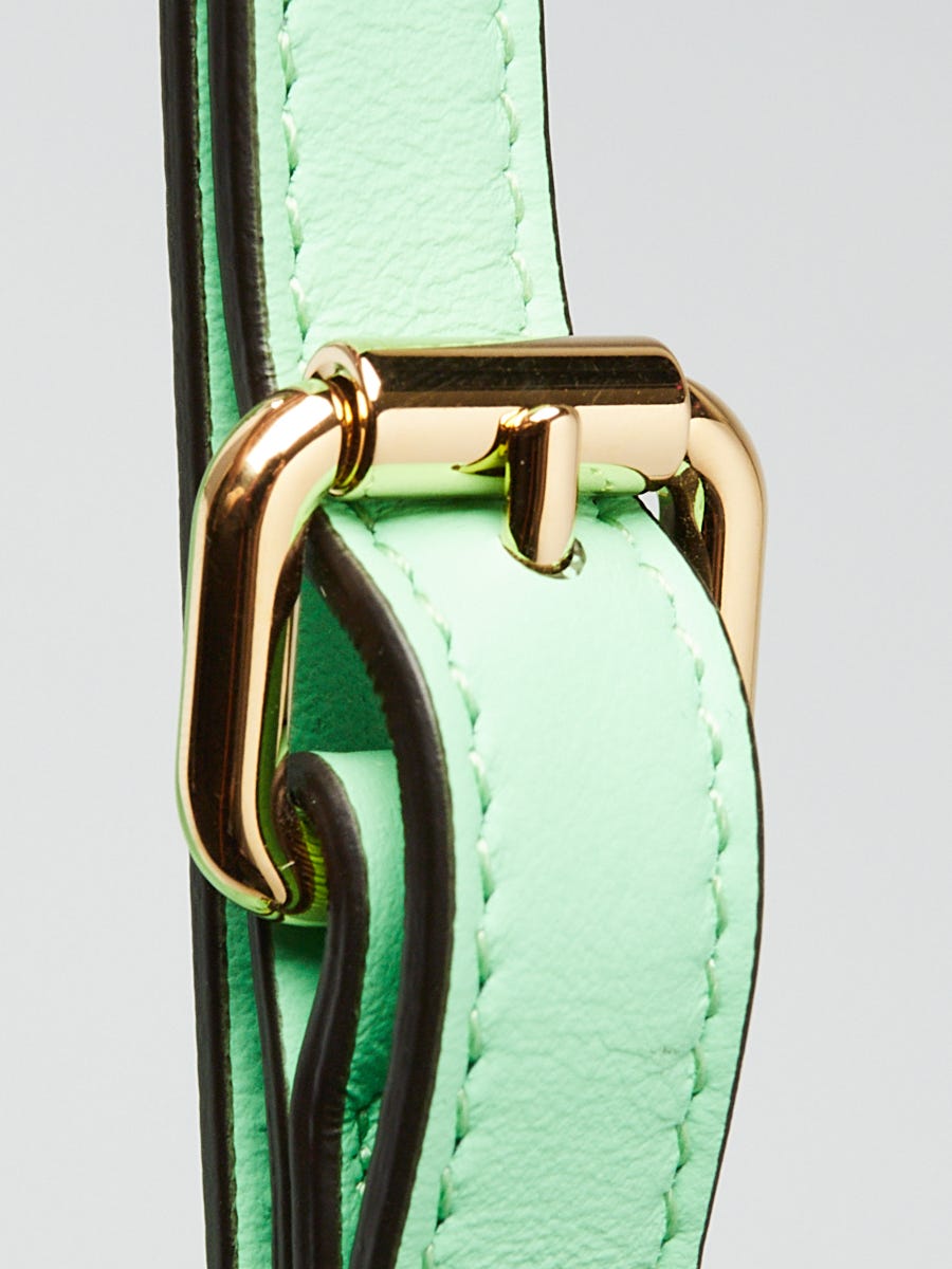 トートバッグ FENDI Green Leather Small Fendigraphy Handbag Fendi Green Smooth Calfskin Leather Small Fendigraphy Bag