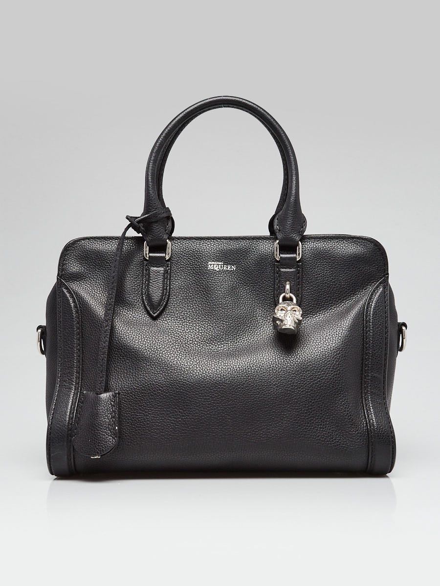 Alexander McQueen Black Grainy Leather Skull Padlock Shopper Tote Bag |  Yoogi's Closet