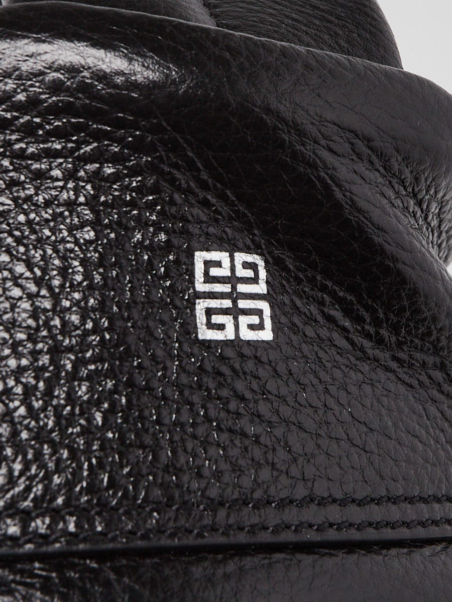 新品★GIVENCHY■エッセンシャルU スモールレザーバックパック Givenchy Black Pebbled Leather Essential U Small Sling