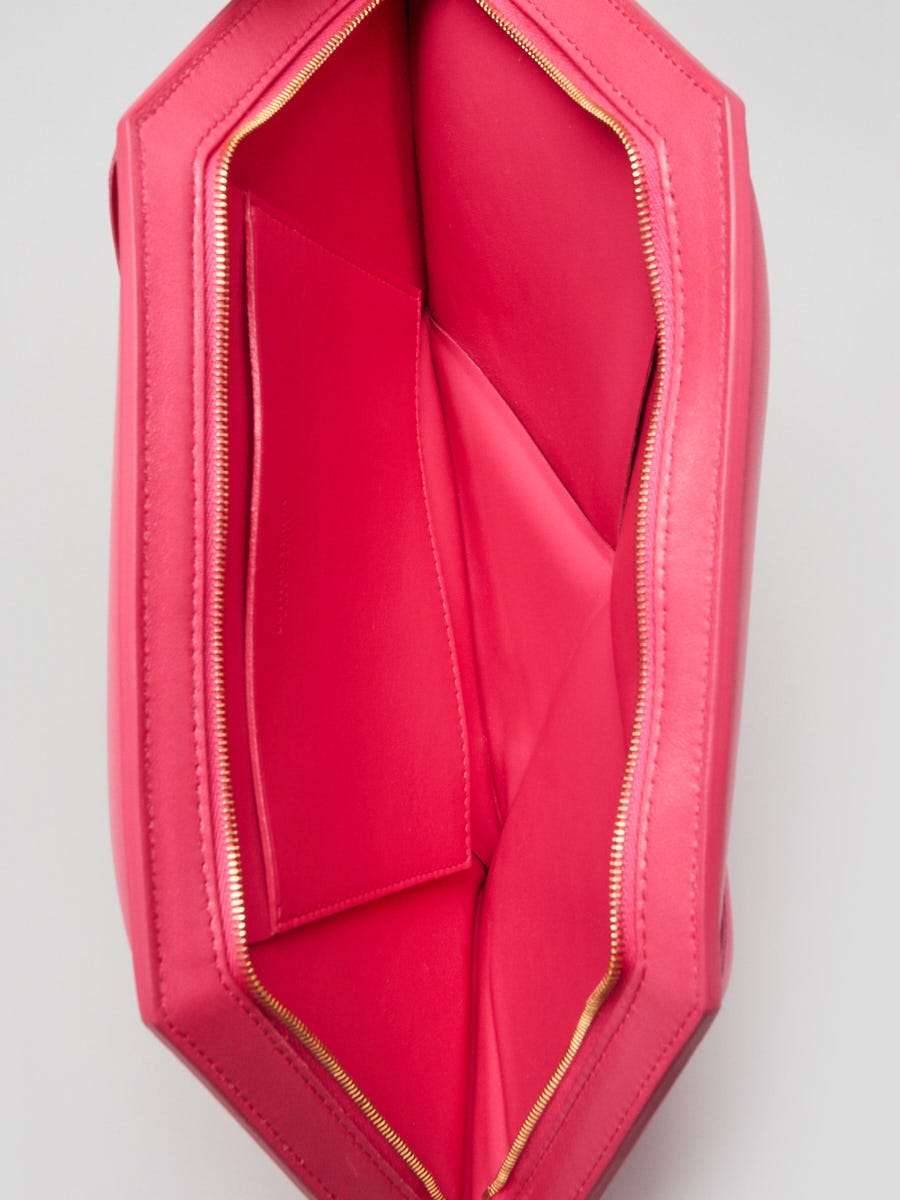Bottega Veneta Pink Woven Padded Leather Maxi Weave Hexagon Clutch