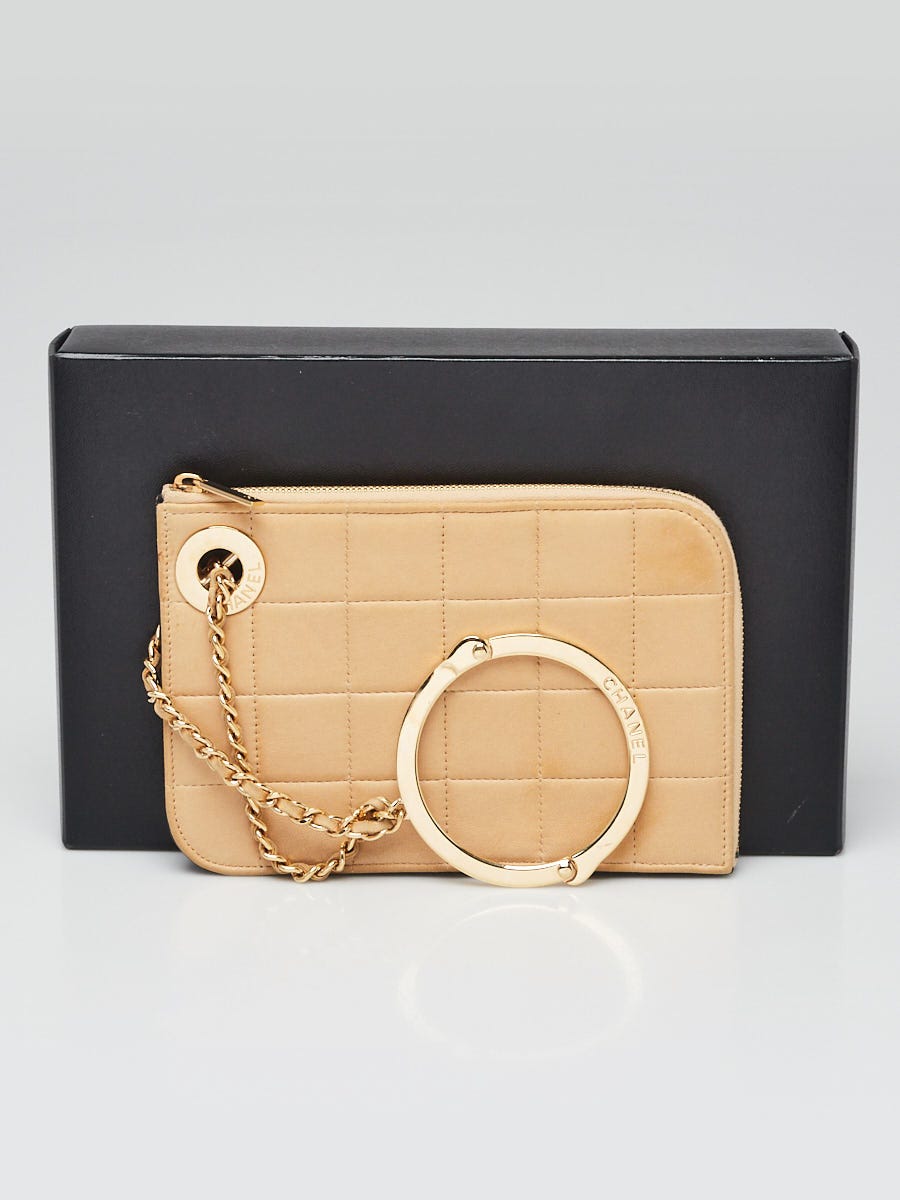 Chanel Makeup offers Bag with Wrislet Strap