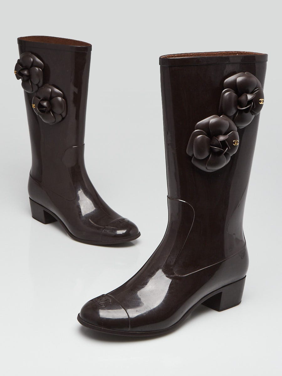 Chanel Brown Rubber Camellia Flower Rain Boots Size 6.5/37