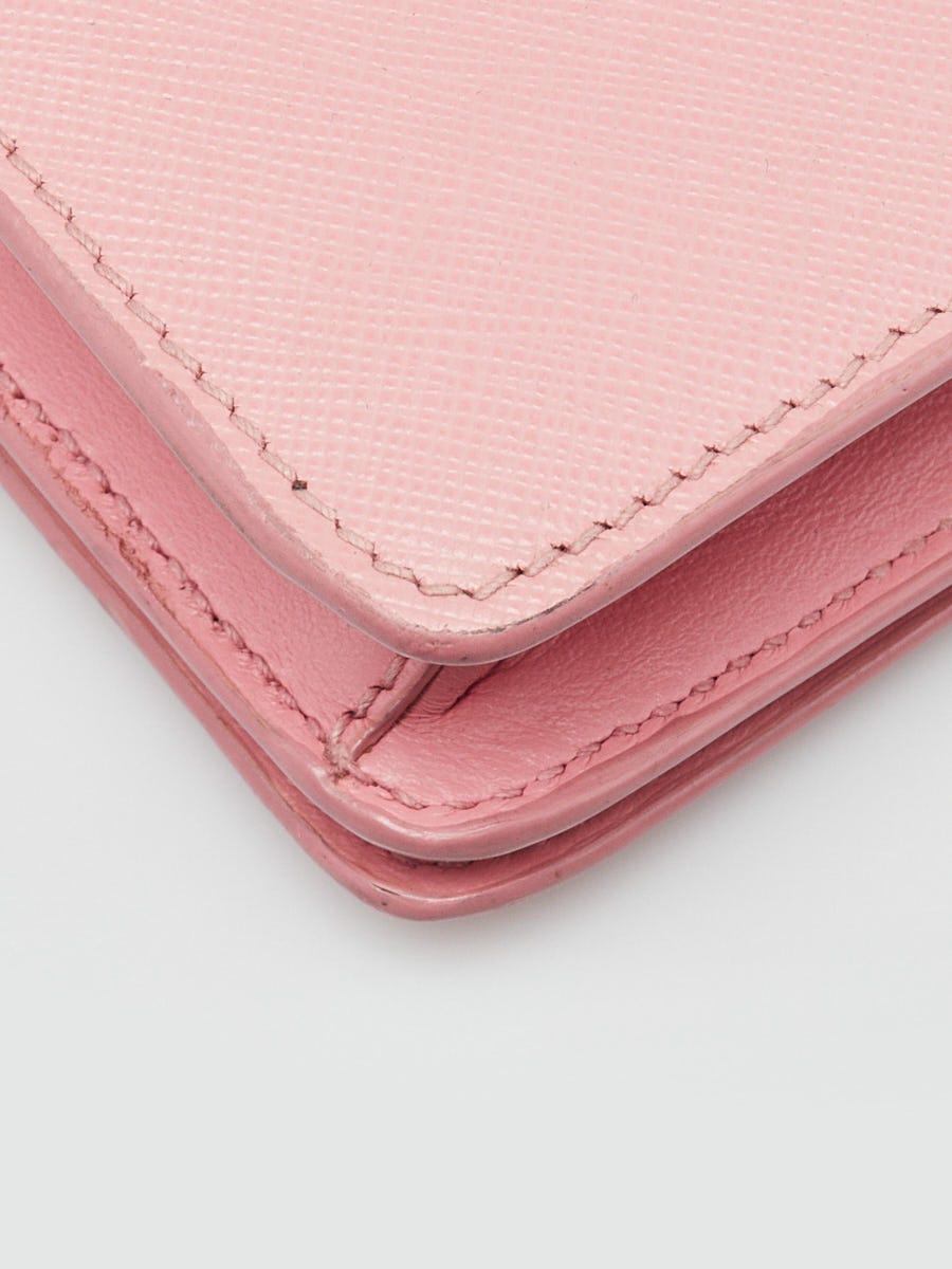 PRADA ショルダーバッグ 1BH198 4OO UVL F0E18 PINK Prada Petalo Pink Saffiano Leather Mini Crossbody Flap Bag
