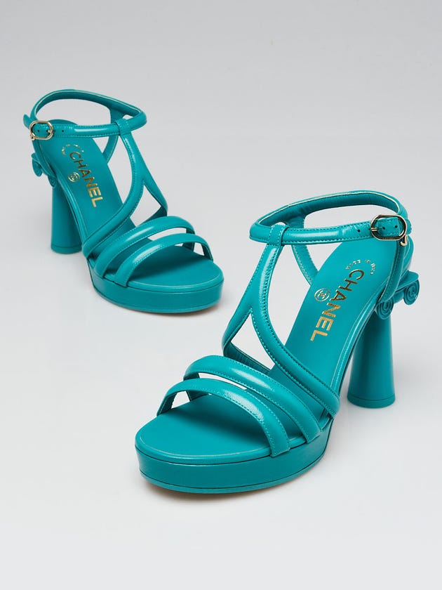 Chanel Turquoise Leather Strappy Sandals Size 5.5/36