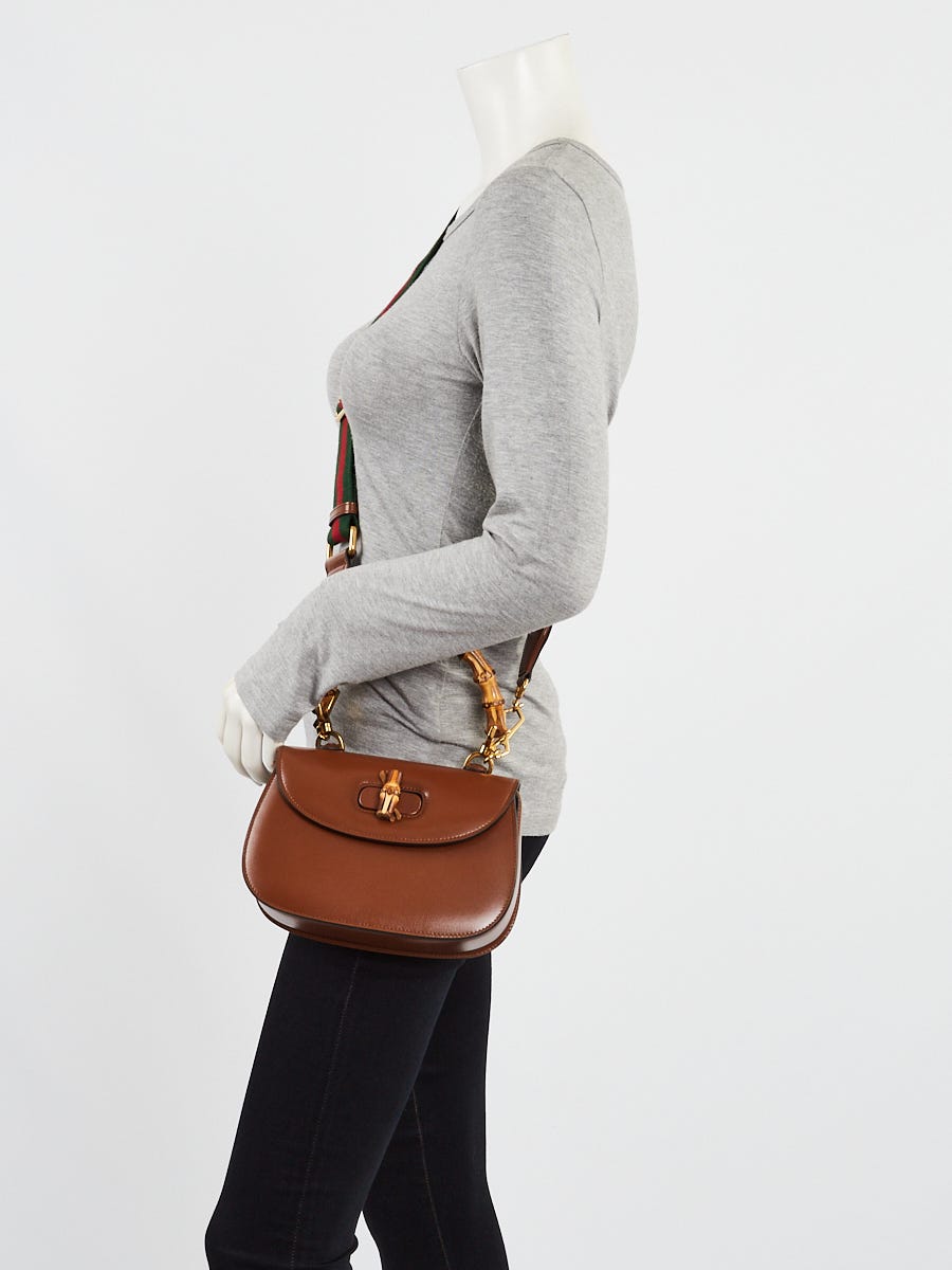 【GUCCI】 ソフトビット マキシ ショルダーバッグ 837466AAEAO Gucci Softbit maxi shoulder bag in forest green leather