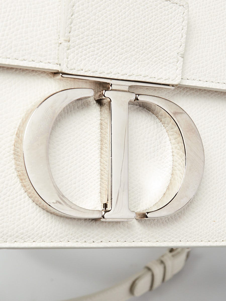 【ヴィンテージ】Rank:A☆Dior WHITE MONTAIGNE ショルダー Bag Dior Shoulder Bag: Refined Elegance
