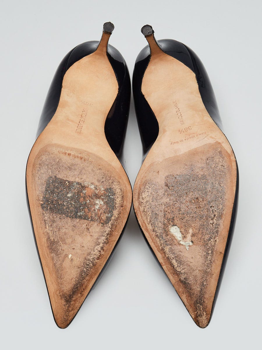 Manolo Blahnik Navy Blue Patent Leather Pointed Toe Pumps