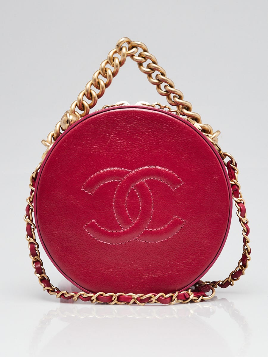 chanel vintage round マトラッセ Vintage Chanel Round Vanity Bag Beige and Black Patent Leather Antique