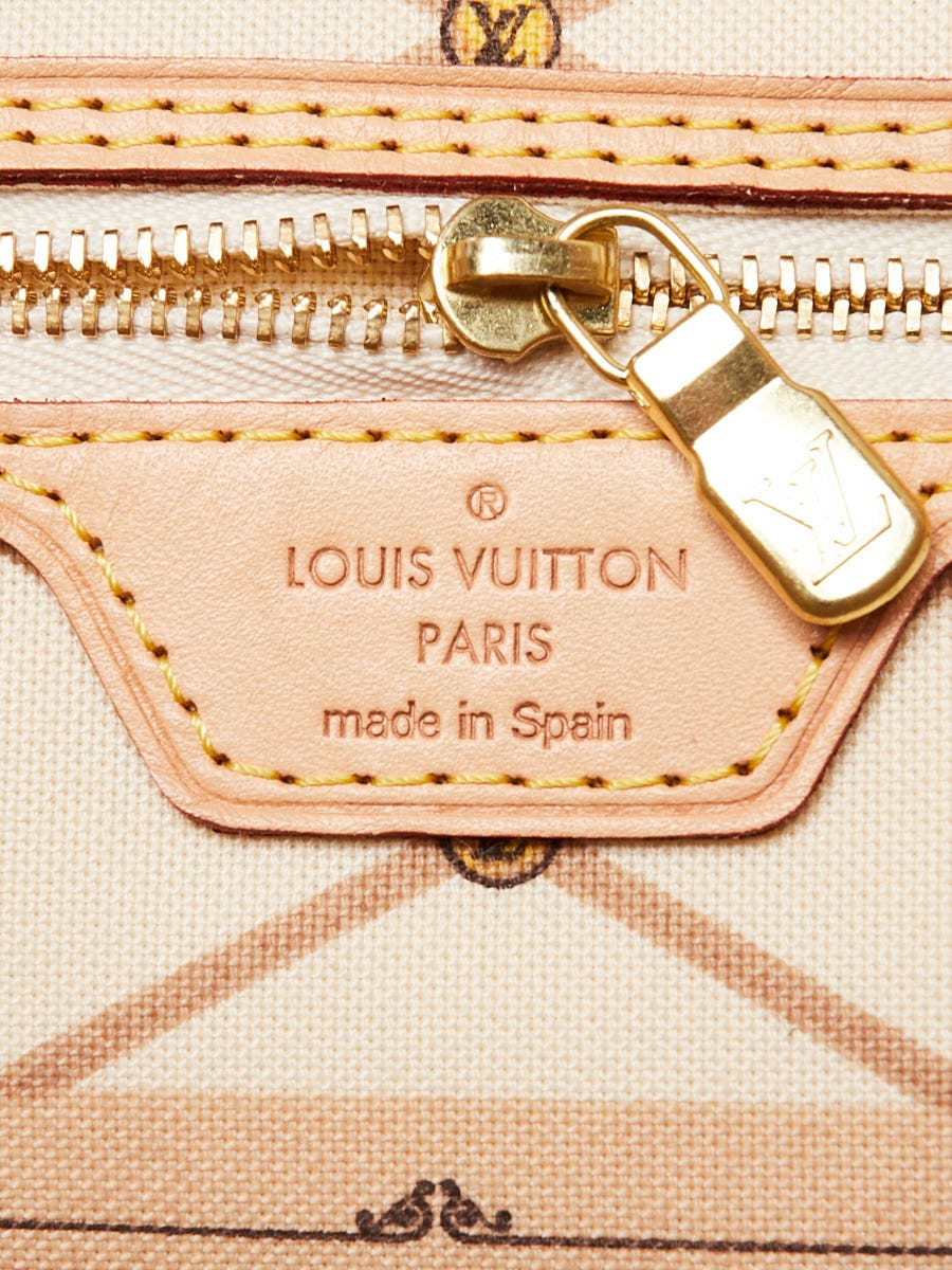 Louis Vuitton Limited Edition Damier Azur Summer Trunks Capri