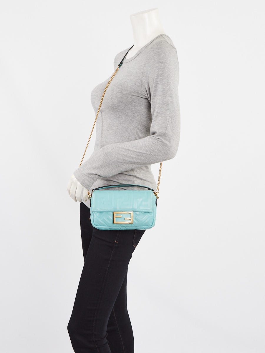 ショルダーバッグ・ポシェット FENDI SS25 NVO - BAGUETTE BAG (8BS017 AV11F1LAZ) Fendi Tiffany Blue Logo Embossed Lambskin Leather Mini