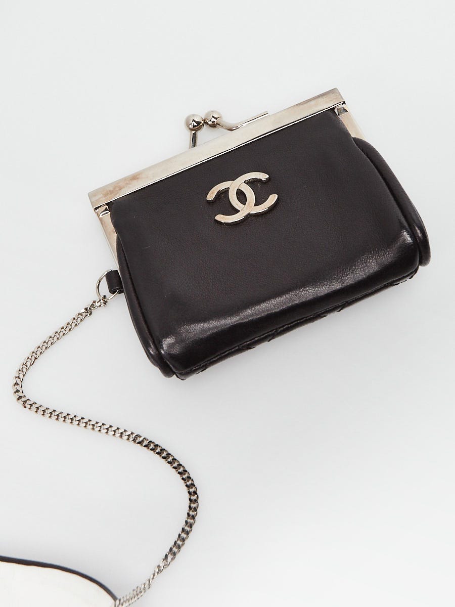Chanel Black Quilted Lambskin Leather CC Kiss-Lock Large Clutch