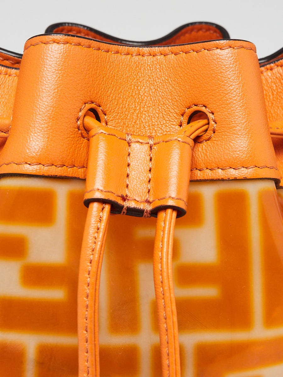 トートバッグ FENDI SS25 'Mon Tresor' mini bucket bag (8BS093AV10 F048K) Fendi Mon Tresor Leather Mini Bucket Bag with FF Motif