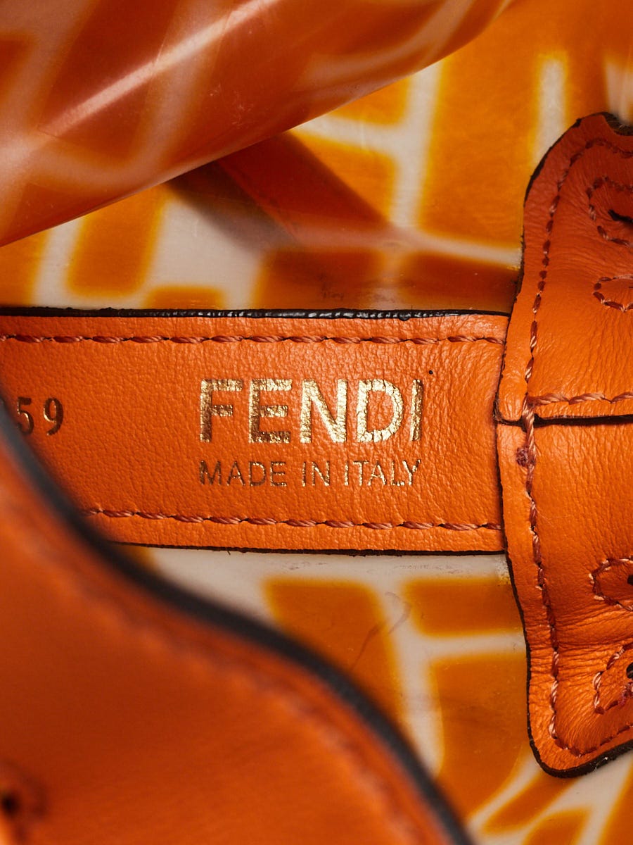 【美品】FENDI バケット　マイクロトリフォード　オレンジ　エンボス 美品】FENDI バケット マイクロトリフォード オレンジ エンボス 美品