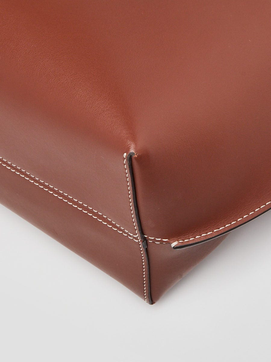 Burberry Brown Smooth Leather TB Tote Bag | Yoogi's Closet Burberry Brown Smooth Leather TB Tote Bag | Yoogi's Closet