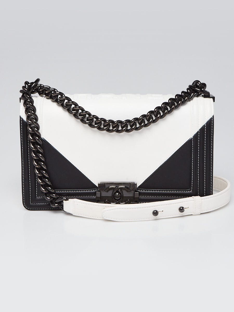 シャネル Buy Chanel Pearl Crush Adjustable Strap WOC Light Grey