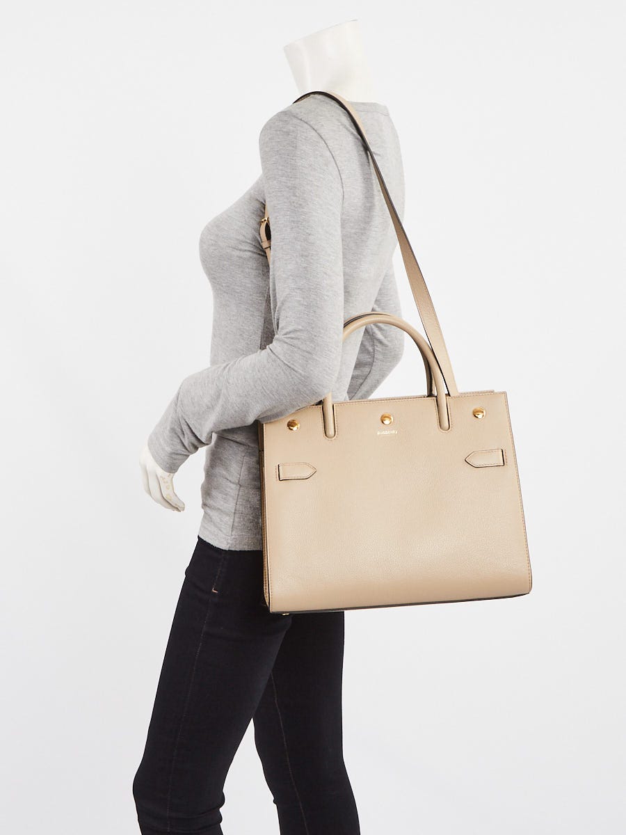 ハンドバッグ BURBERRY Small Title Handbag Burberry - Title mini leather bag black - The Corner