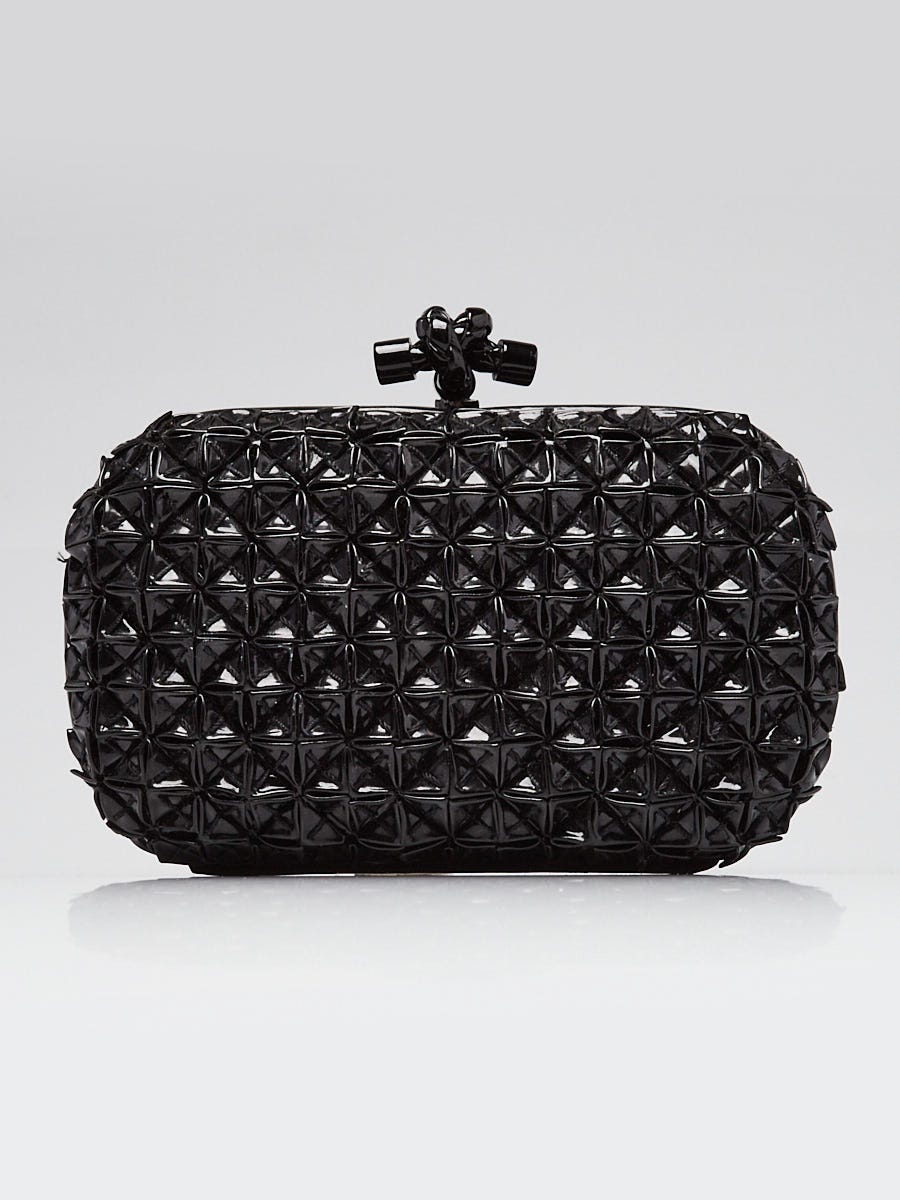 入手困難　BOTTEGA VENETA ケース FOLDED Bottega Veneta Black Patent Leather Origami Knot Clutch Bag