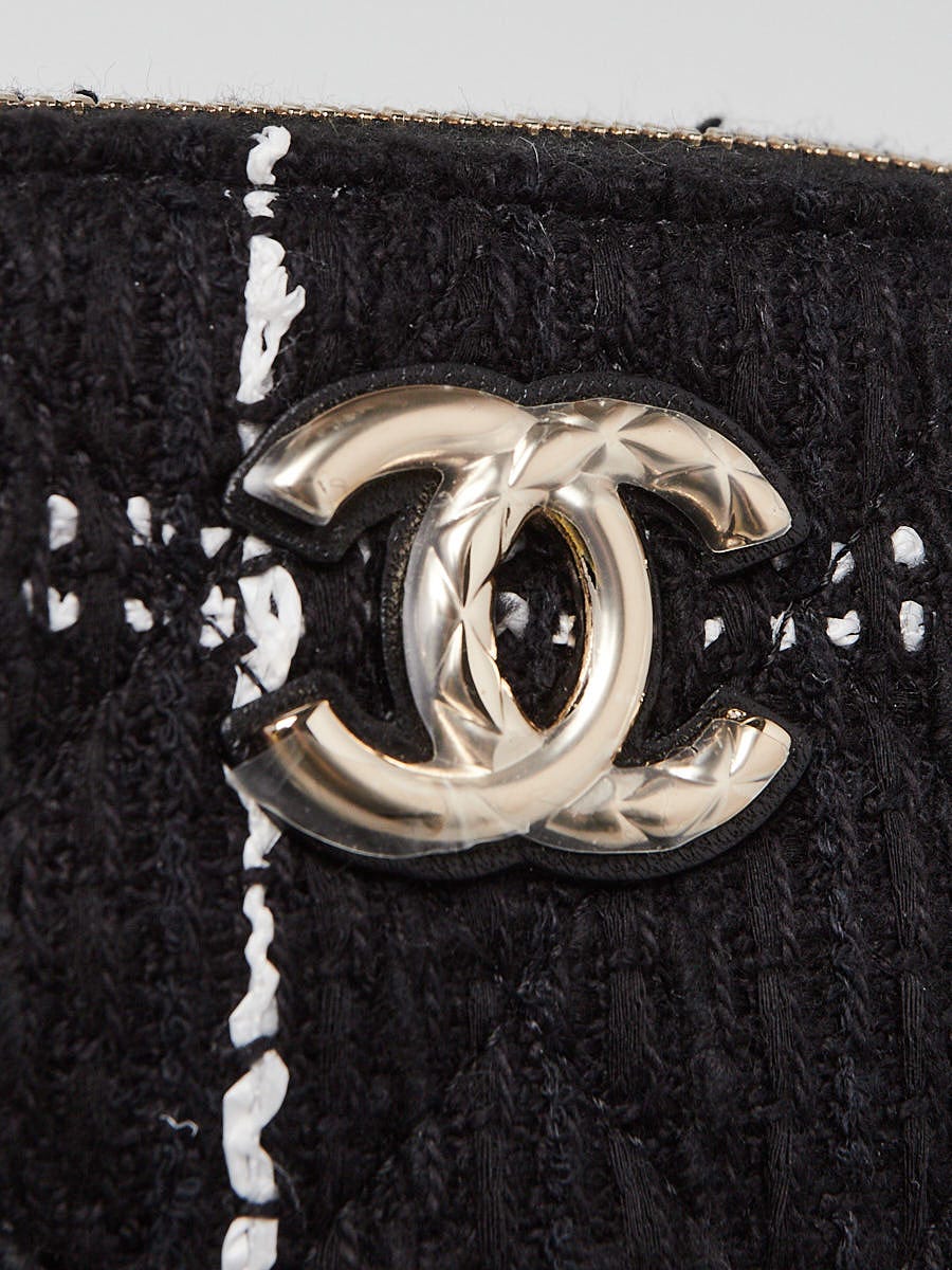 Chanel Black/White Sitched Tweed Mini VIP Crossbody Bag | Yoogi's