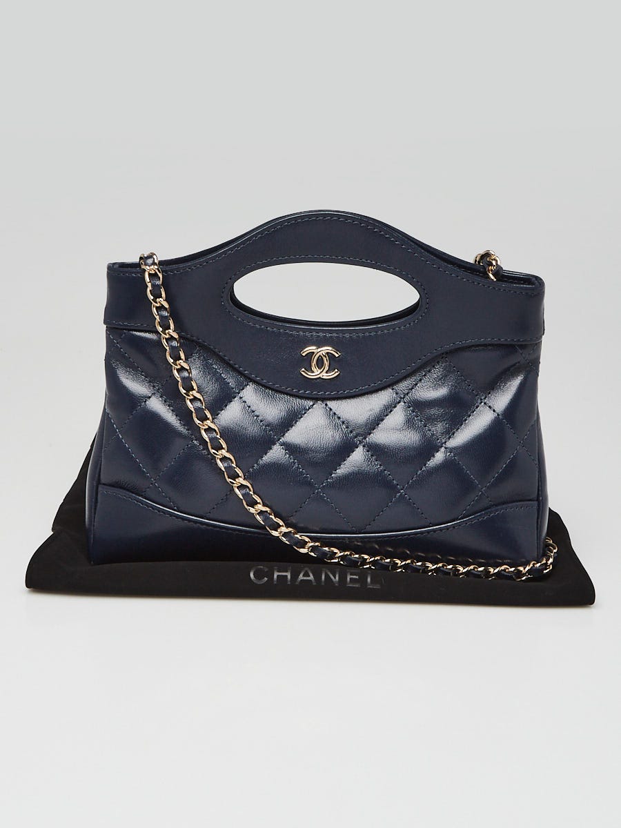 【ヴィンテージ】Rank:S☆Chanel Dark Navy Series31 Small Bag Chanel Navy Lambskin Small Classic Double Flap Shoulder Bag
