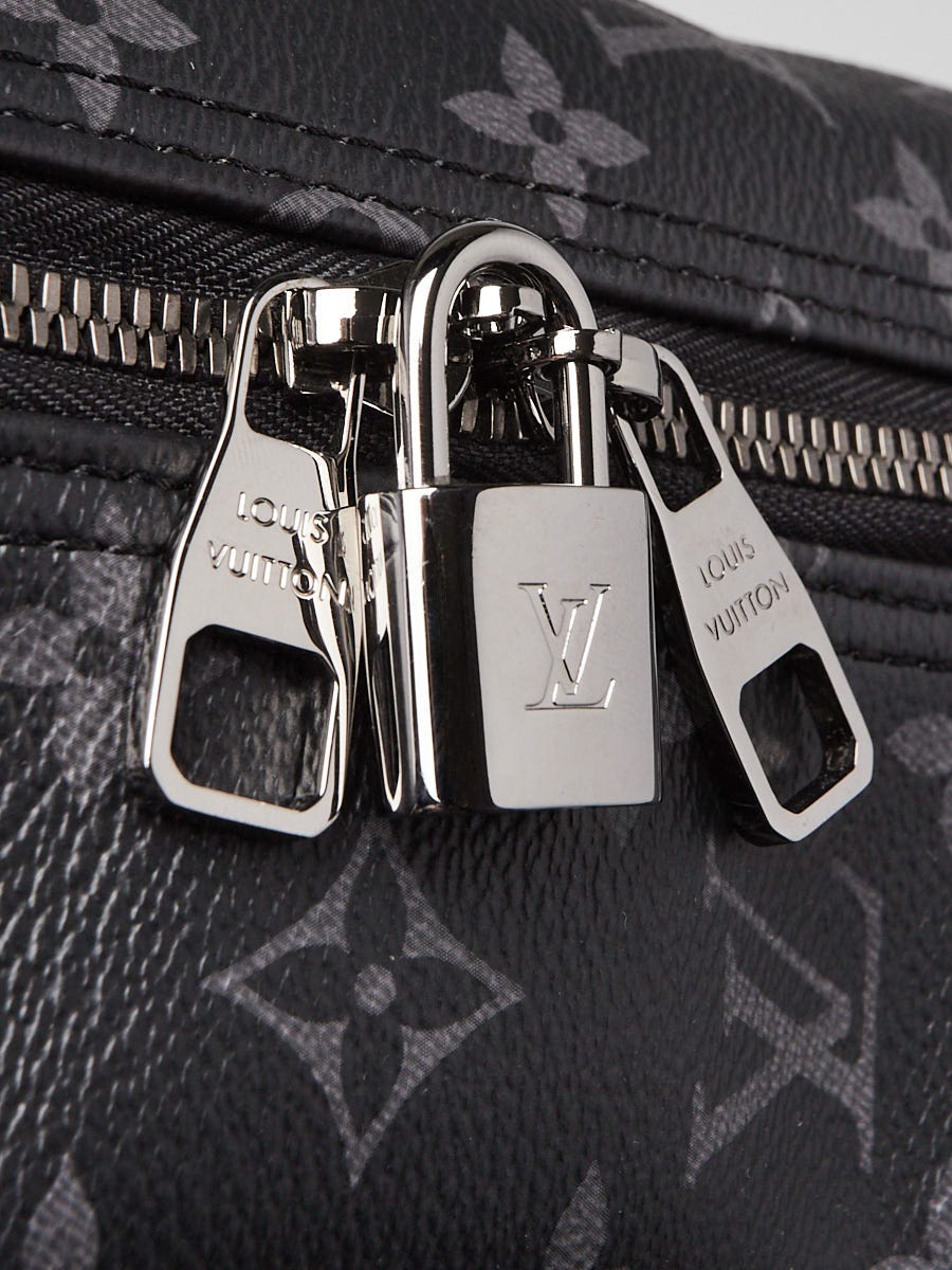 Louis Vuitton Monogram Eclipse Canvas Weekender Bag | Yoogi's Closet