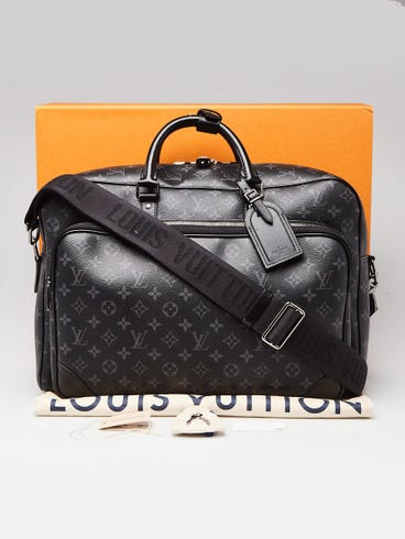 men's / unisex louis vuitton travel bag Taiga Garment Green Black large opening Ti Louis Vuitton Weekend Bag