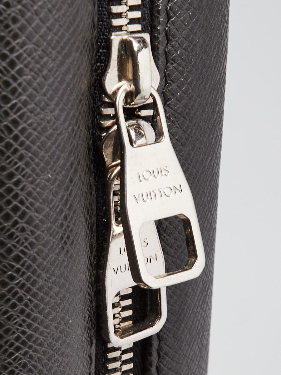 Louis Vuitton Black Taiga Leather Toilet Pouch GM