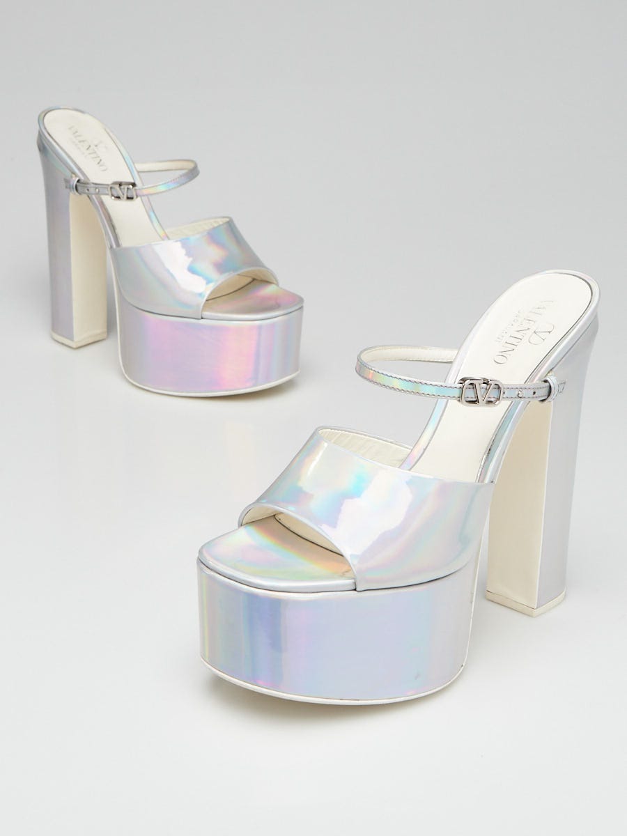 Valentino Silver Patent Leather Tan-Go Platform Peep Toe Sandals Size 7/37.5