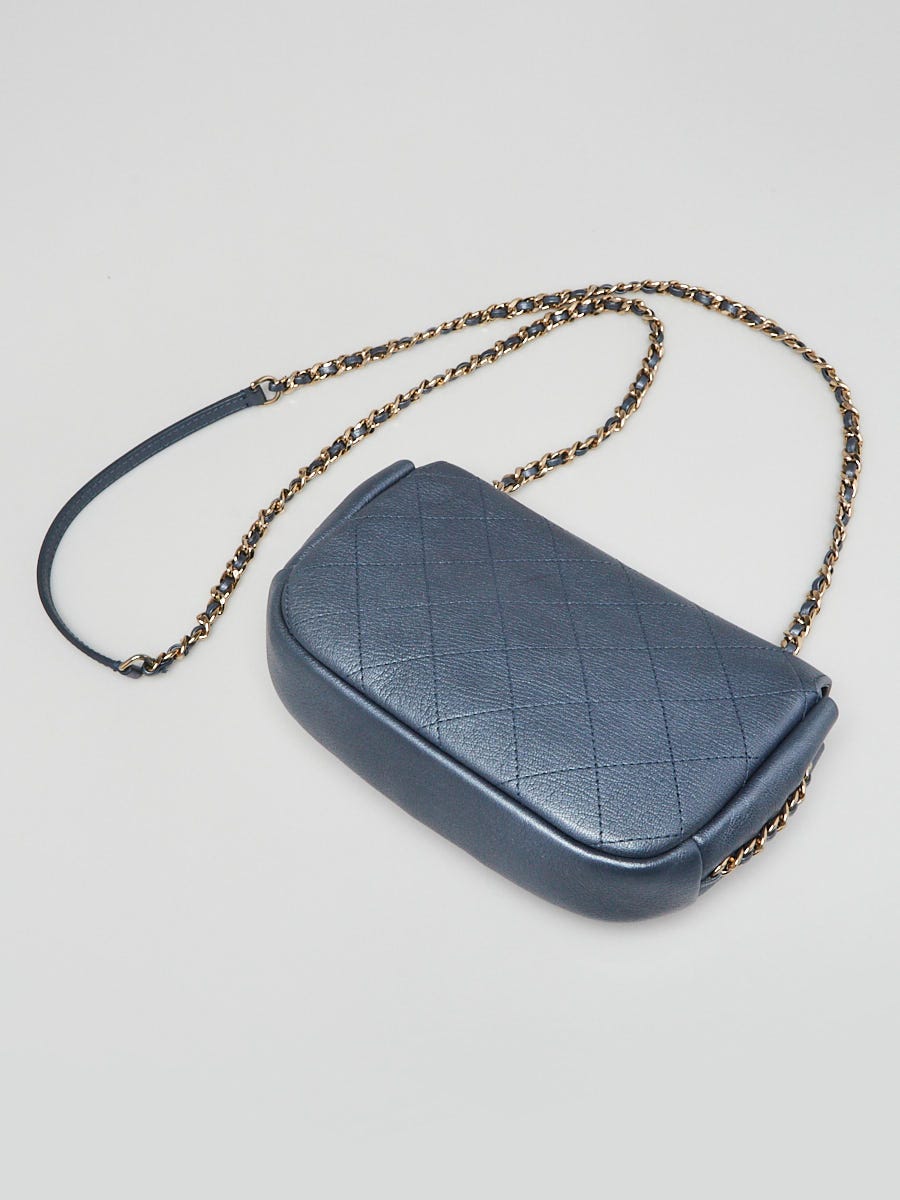 Chanel Metallic Blue Goatskin Leather Stitched Casual Trip Chanel Metallic Blue Goatskin Leather Stitched Casual Trip