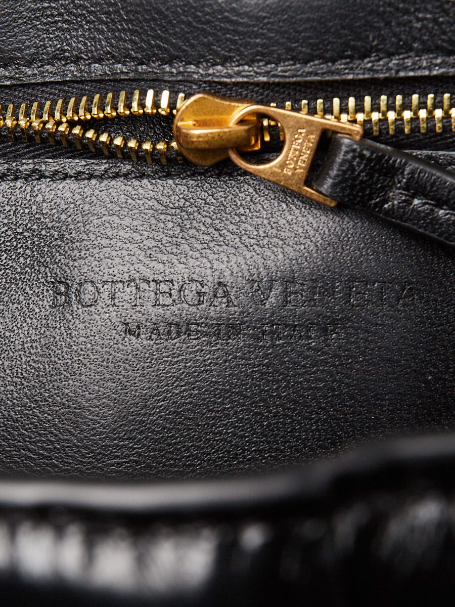 【banchoukanchigai 】BOTTEGA VENETA Bottega Veneta Black Nappa Shiny Leather Maxi Weave Padded