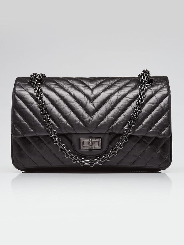 Chanel Black 2.55 Reissue Chevron Quilted Calfskin Leather So Black 225 Flap Bag