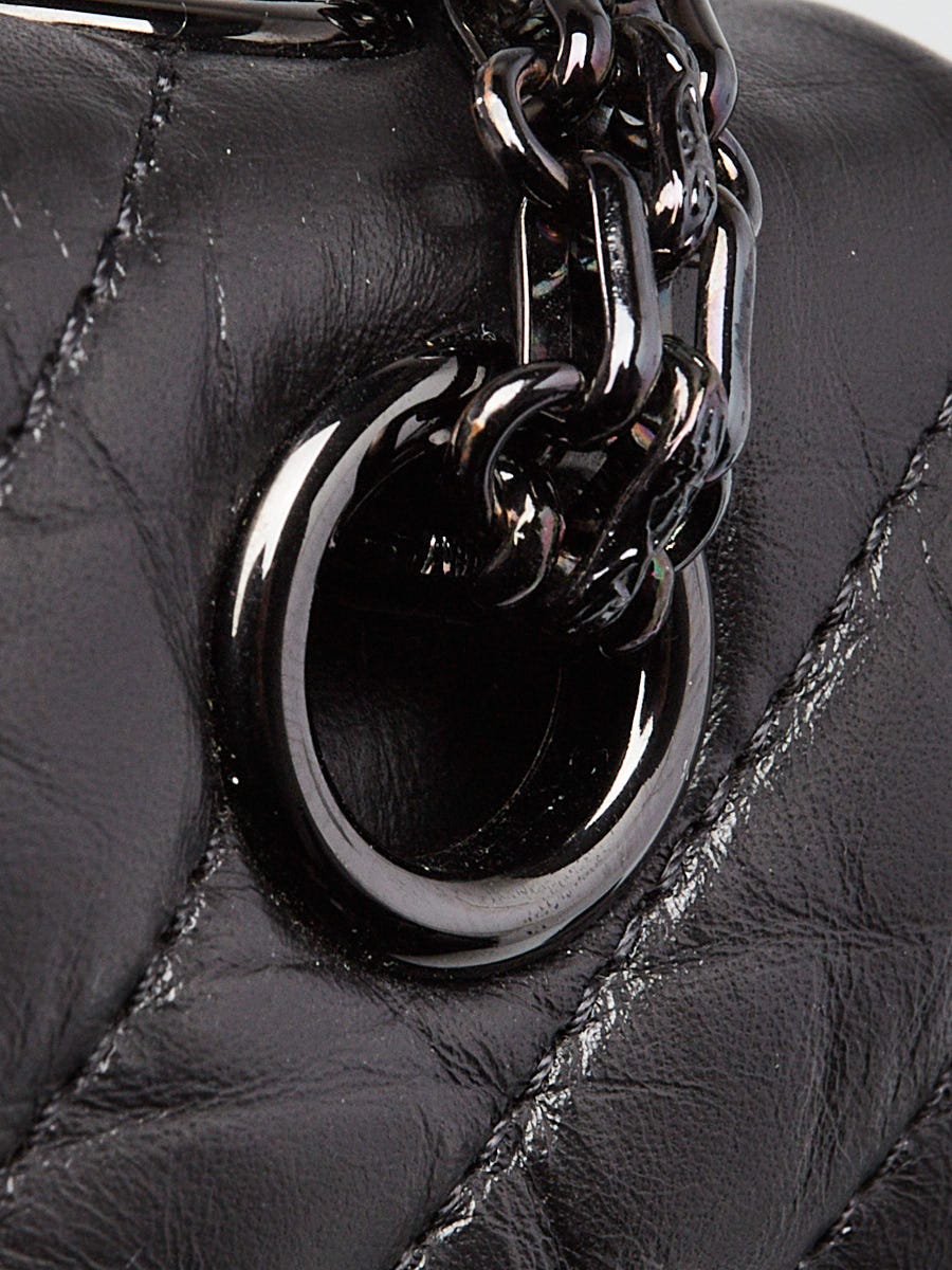 Chanel Black 2.55 Reissue Chevron Quilted Calfskin Leather So