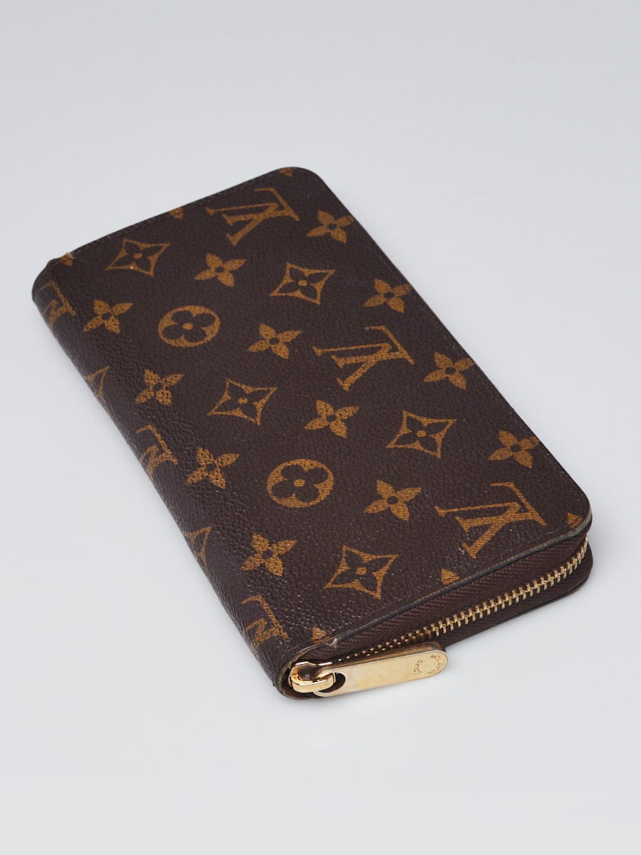 Louis Vuitton Monogram Canvas Zippy Wallet | Yoogi's Closet