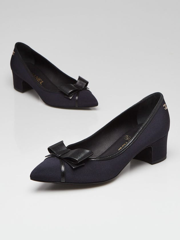 Chanel Navy Blue Grosgrain and Leather Bow Pumps Size 5/35.5