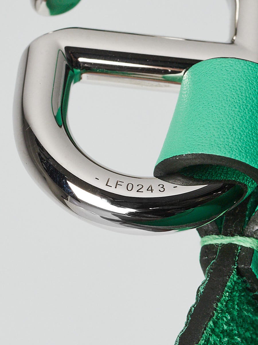 Hermes 18cm Vert Comics Clemence Leather In-The-Loop Bag Hermes 18cm Vert Comics Clemence Leather In-The-Loop Bag