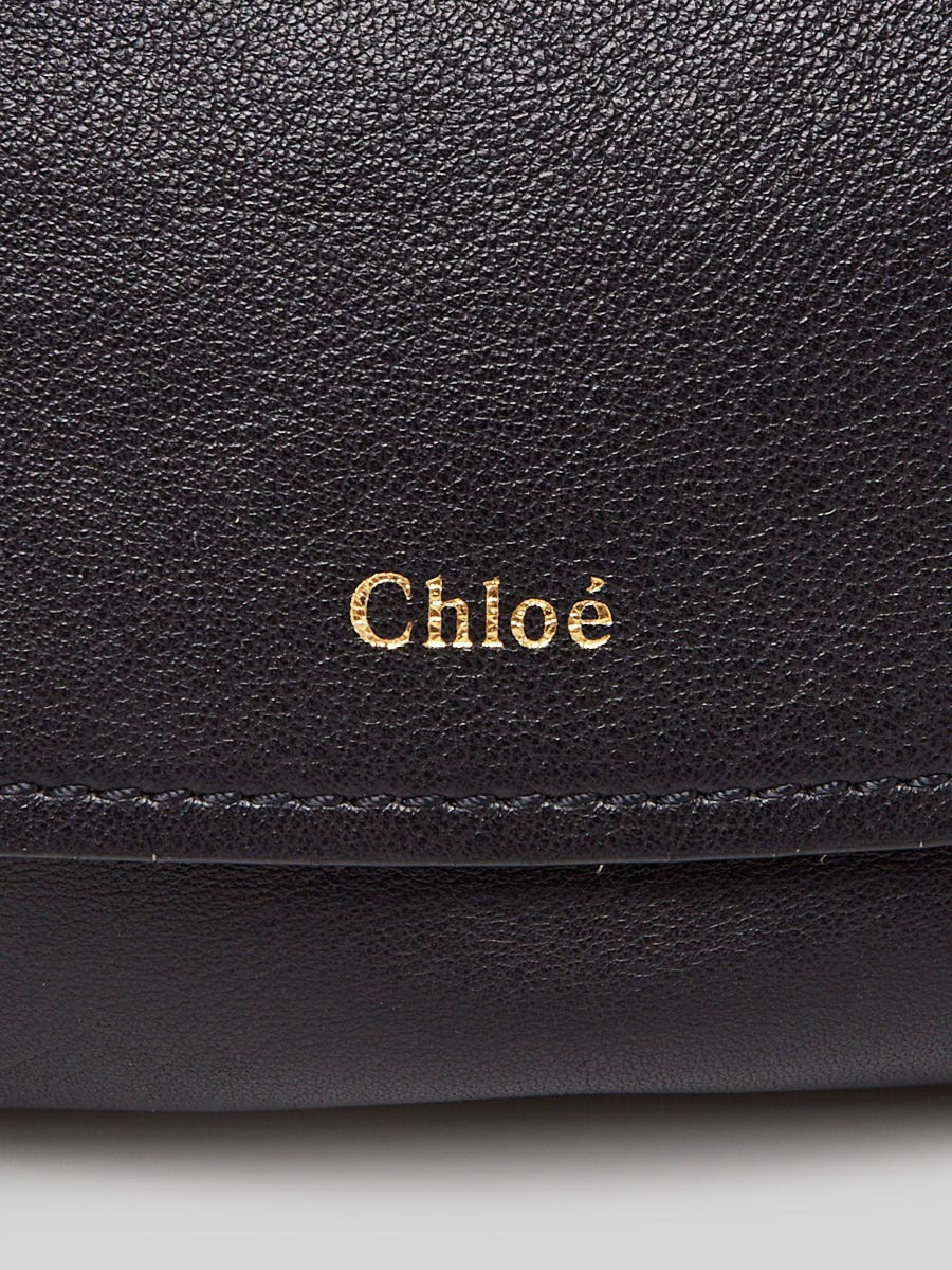 Chloe Black Leather Kiss Shoulder Bag | Yoogi's Closet Chloe Black Leather Kiss Shoulder Bag | Yoogi's Closet