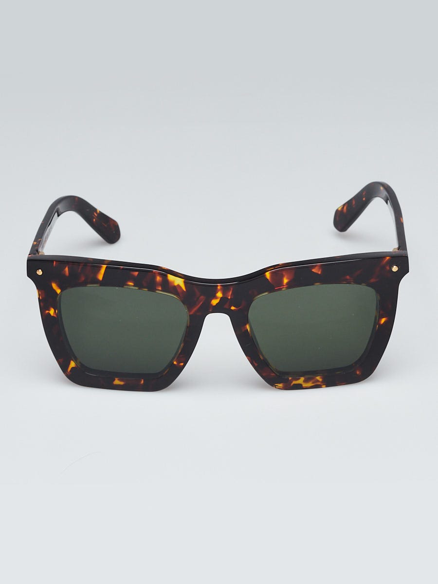 lui magazine マルゴシア　ベラ Louis Vuitton Dark Tortoise Acetate La Grande Bellezza