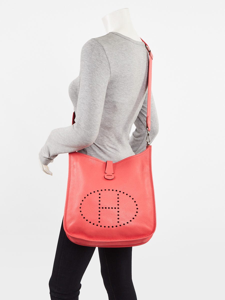 Hermes Rose Jaipur Clemence Leather Evelyne GM III Bag
