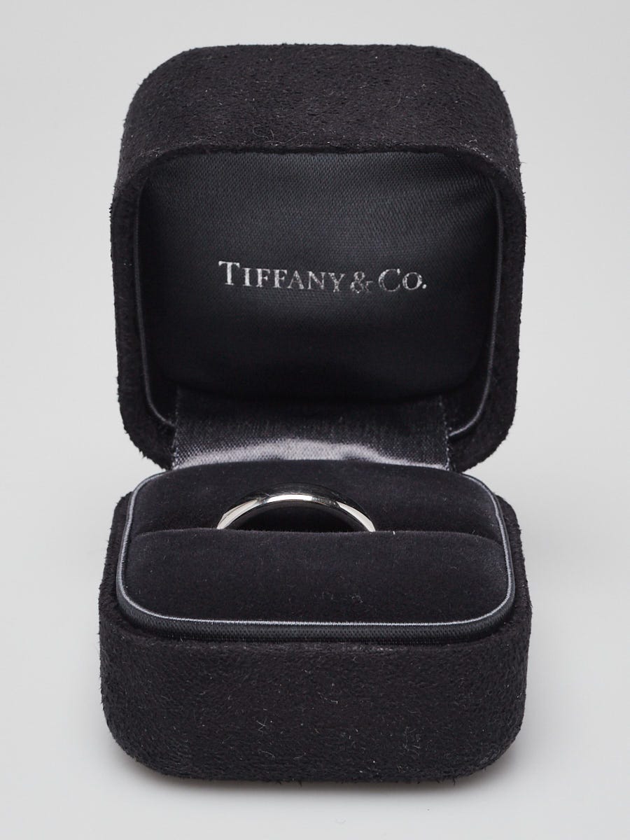 Tiffany & Co. 3mm Platinum Band Size 9.25 | Yoogi's Closet Tiffany & Co. 3mm Platinum Band Size 9.25 | Yoogi's Closet