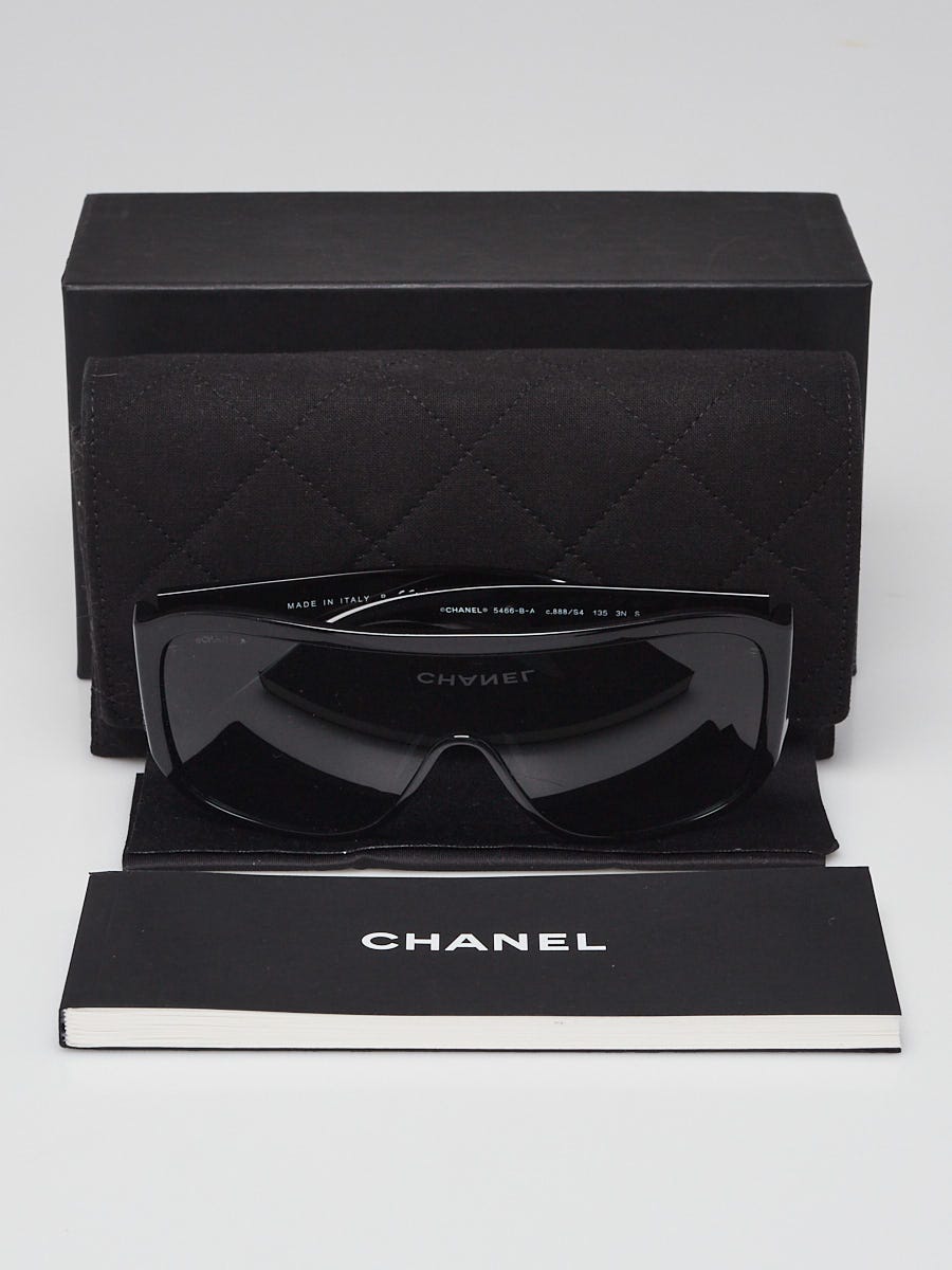 CHANEL マテリアル スリム プロテクティブ スリーブ ブラック Chanel Black Acetate Crystal CC Shield Sunglasses - 5466 | Yoogi's