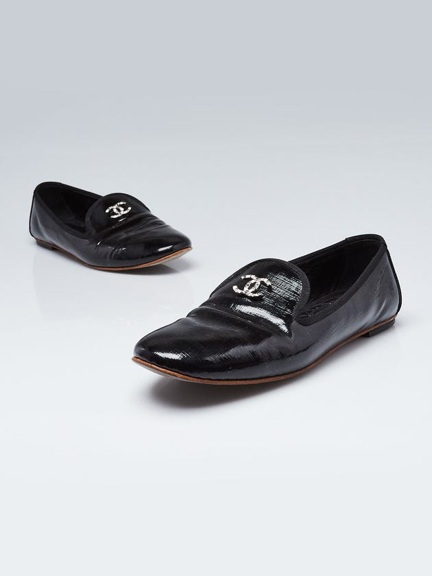 Chanel Black Patent Leather CC Moccasin Loafers Size 6.5/37