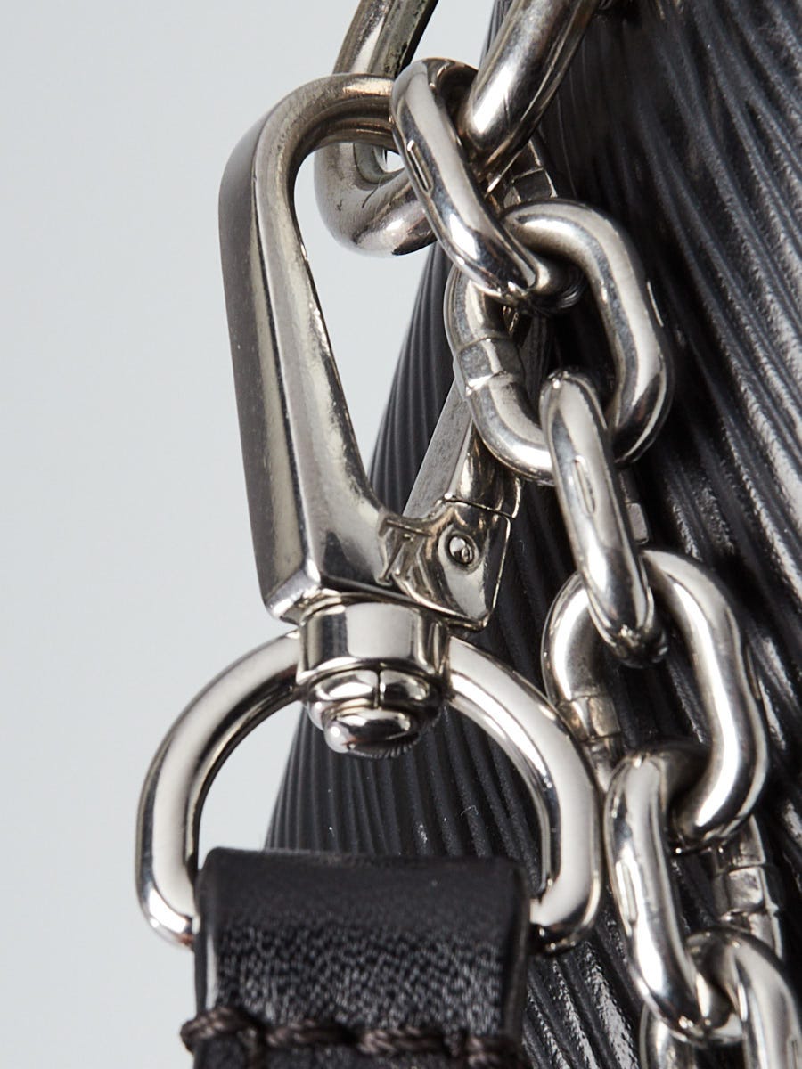 Louis Vuitton Black Epi Leather Whipstitch Heart Twist MM Bag