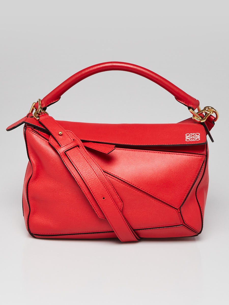 003 LOEWE ハンドバッグ　レザー 赤 Loewe Red Grained Calfskin Leather Medium Puzzle Bag | Yoogi's Closet