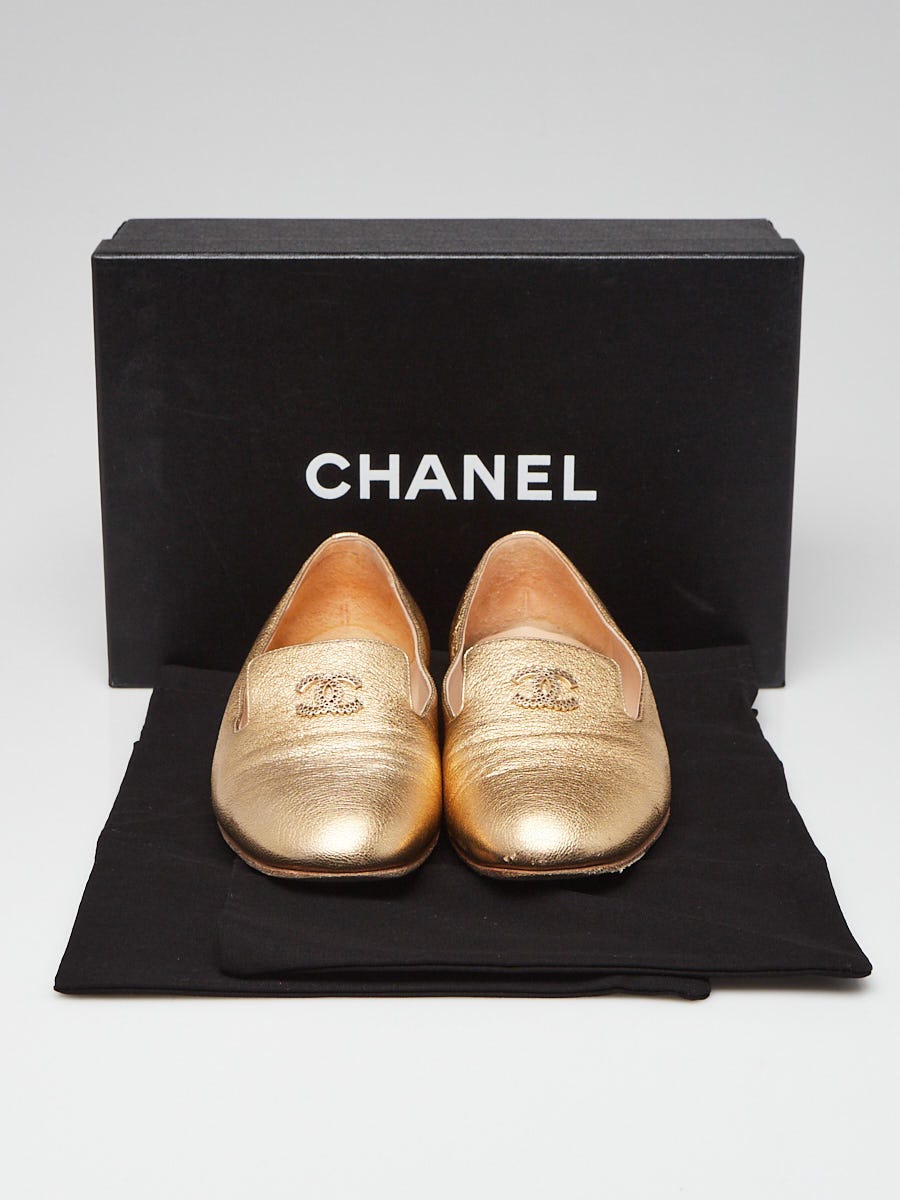 Chanel Gold Crinkle Leather CC Moccasin Loafers Size 6/36.5
