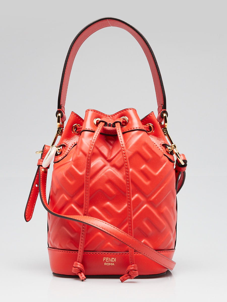 トートバッグ FENDI SS25 'Mon Tresor' mini bucket bag (8BS093AV10 F048K) Fendi 'mon Tresor' Mini Bucket Bag | italist